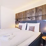 Stockinggut By Avenida 4*
