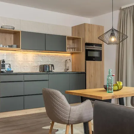 Stockinggut By Avenida