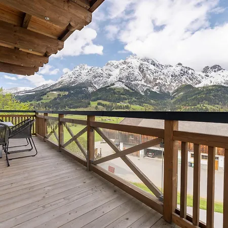 Stockinggut By Avenida