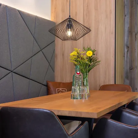 Stockinggut By Avenida Szálloda 4*