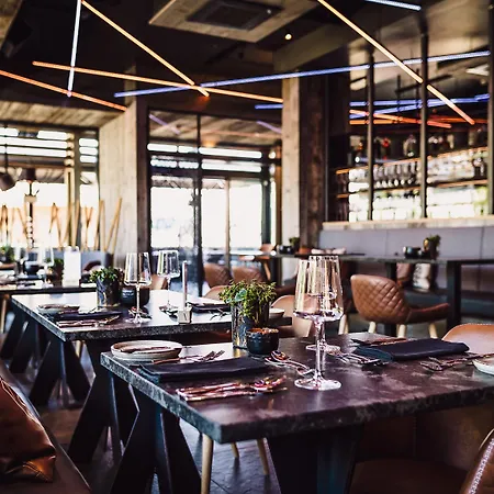 Stockinggut By Avenida Hotel